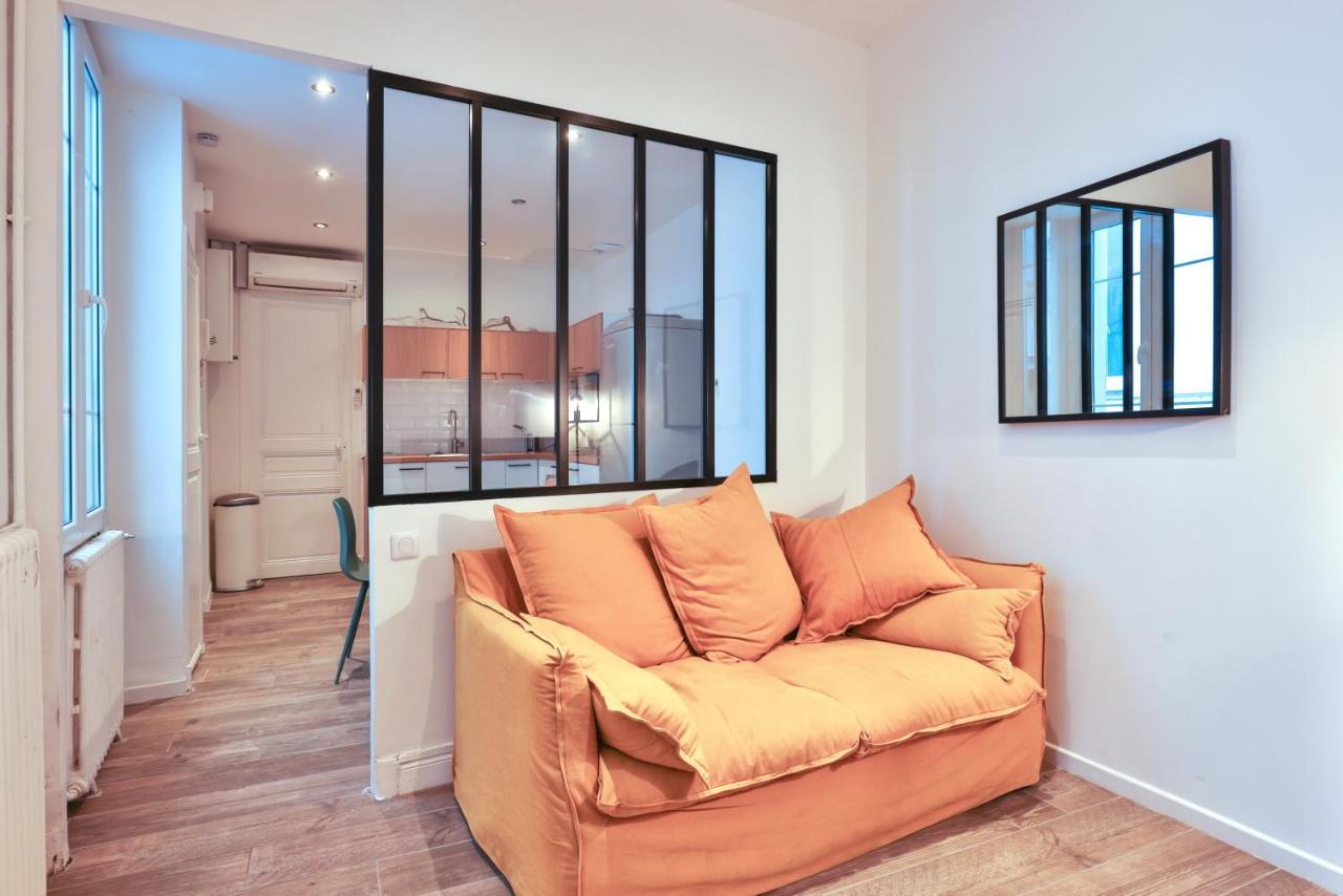 Fully Equipped, Ac & Central As Can Be Apartment Ница Екстериор снимка