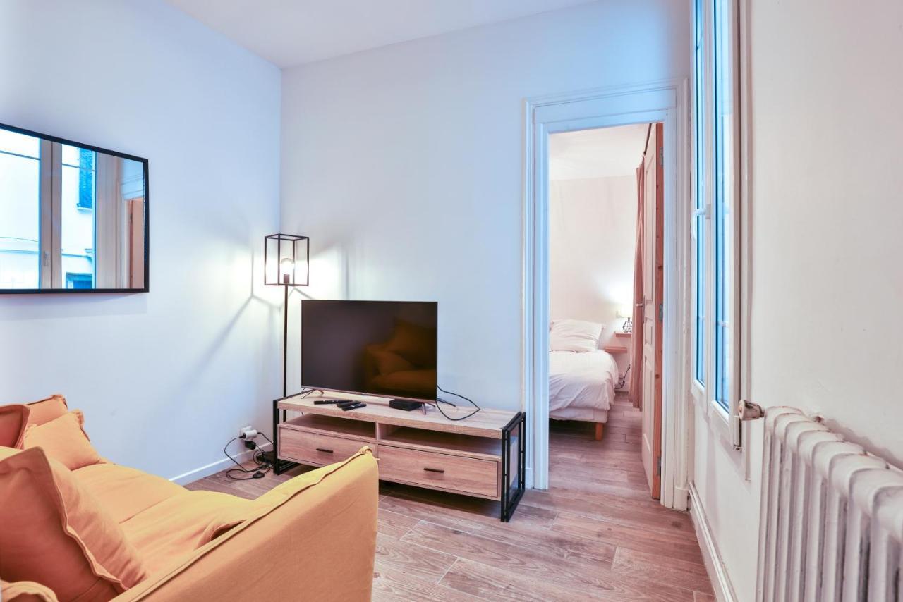 Fully Equipped, Ac & Central As Can Be Apartment Ница Екстериор снимка